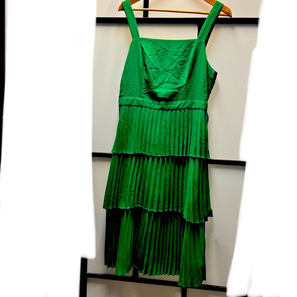 Tier green dress